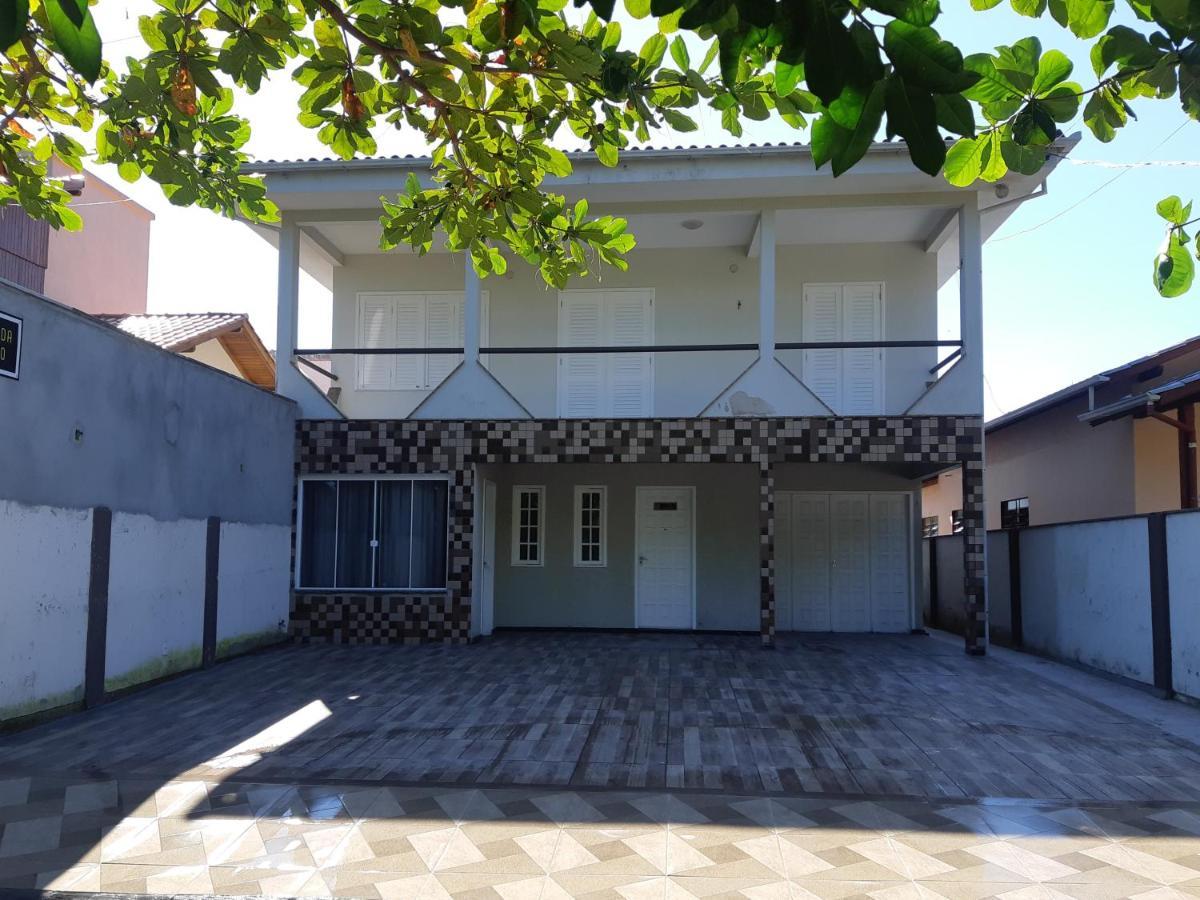 Quartos em Casa na beira da Lagoa Laguna Exterior foto